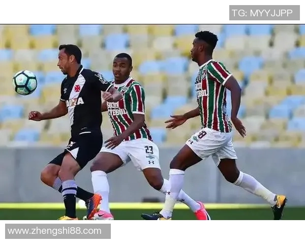 戈亚斯与克鲁塞罗激战正酣谁能在这场对决中笑到最后