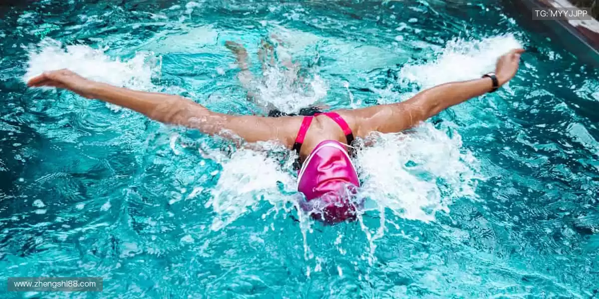 锁定直播间，见证奇迹发生！🏀 实时弹幕互动，一起嗨翻全场！